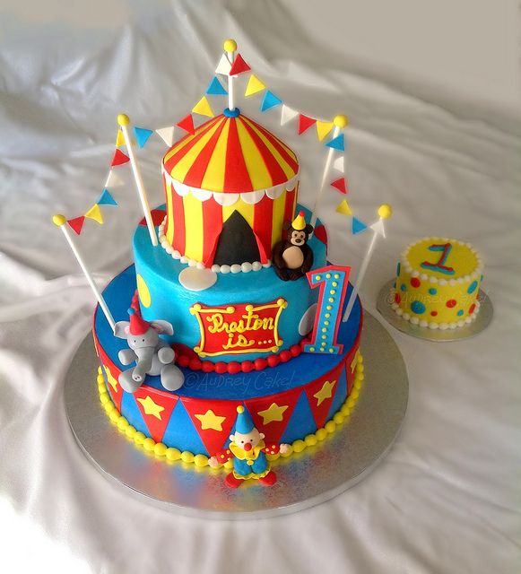 Circus Birthday Cake