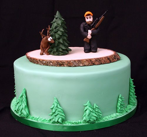 Deer Hunting Happy Birthday Cake