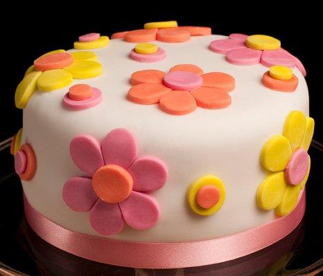 Easy Fondant Cake Decorating Ideas