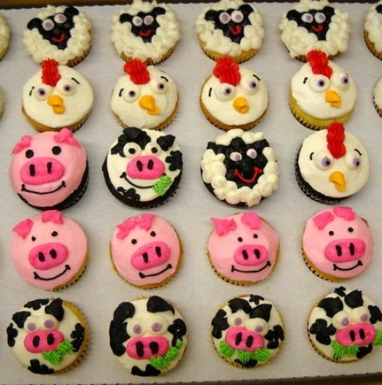 8 Photos of Farm Animal Cupcakes For Kids Birthday Party