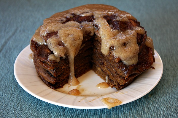 11 Photos of Gingerbread Cinnamon Rolls Pancakes