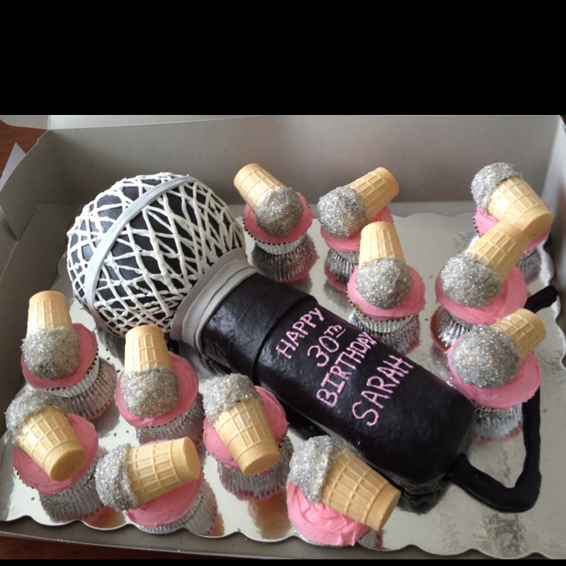 Microphone Cupcake Cake