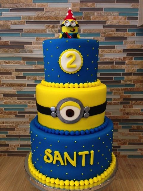 Minion Birthday Cake