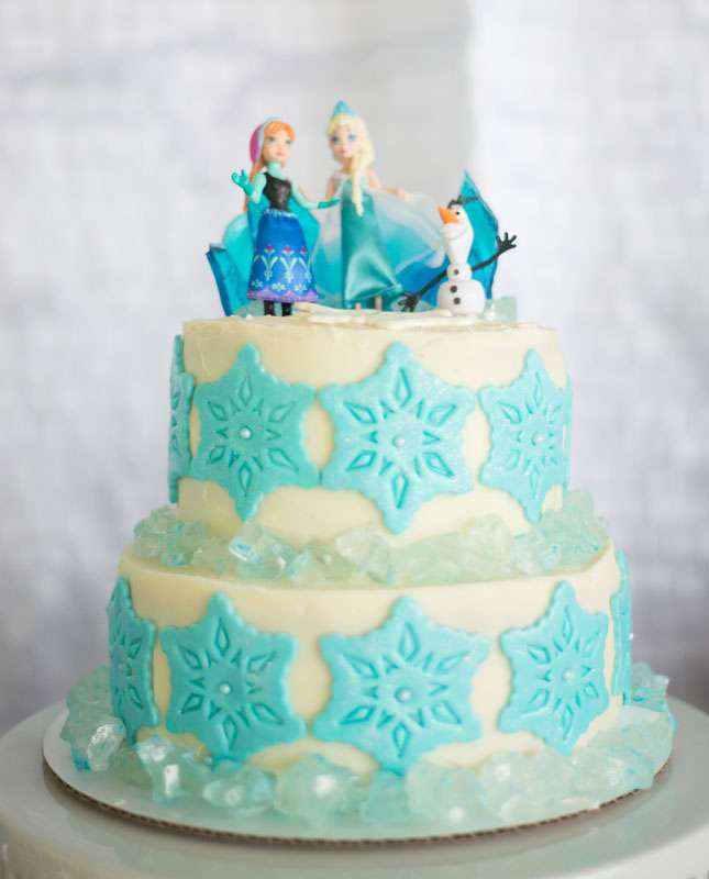 Pool Party Birthday Cake Frozen