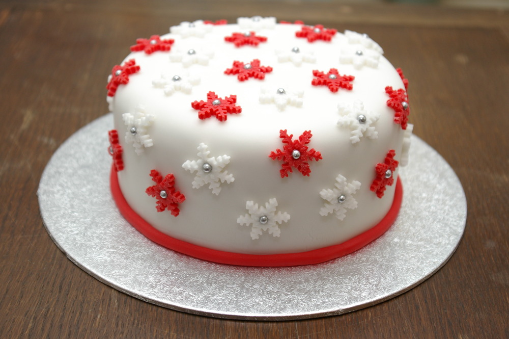 10 Photos of Simple Christmas Cakes