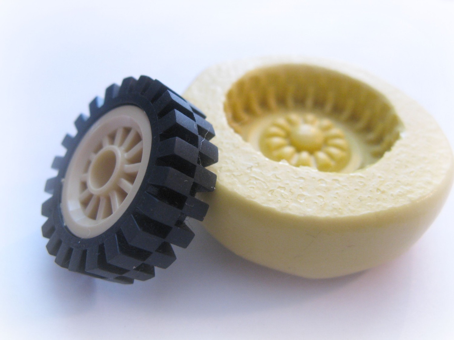 Tire Tread Fondant Mold