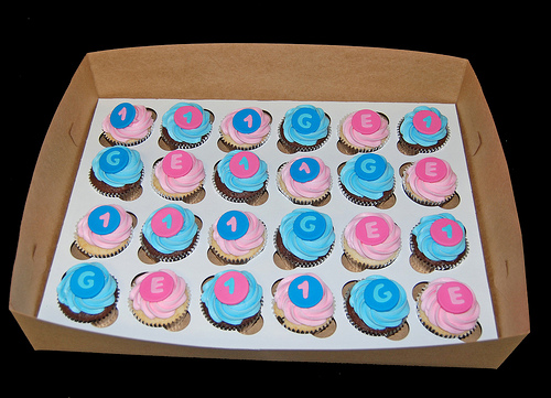 10 Photos of Twins Birthday Cupcakes