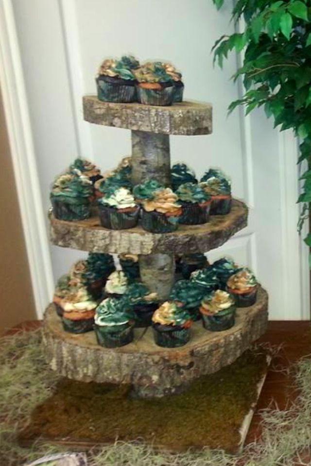 Camo Cupcakes