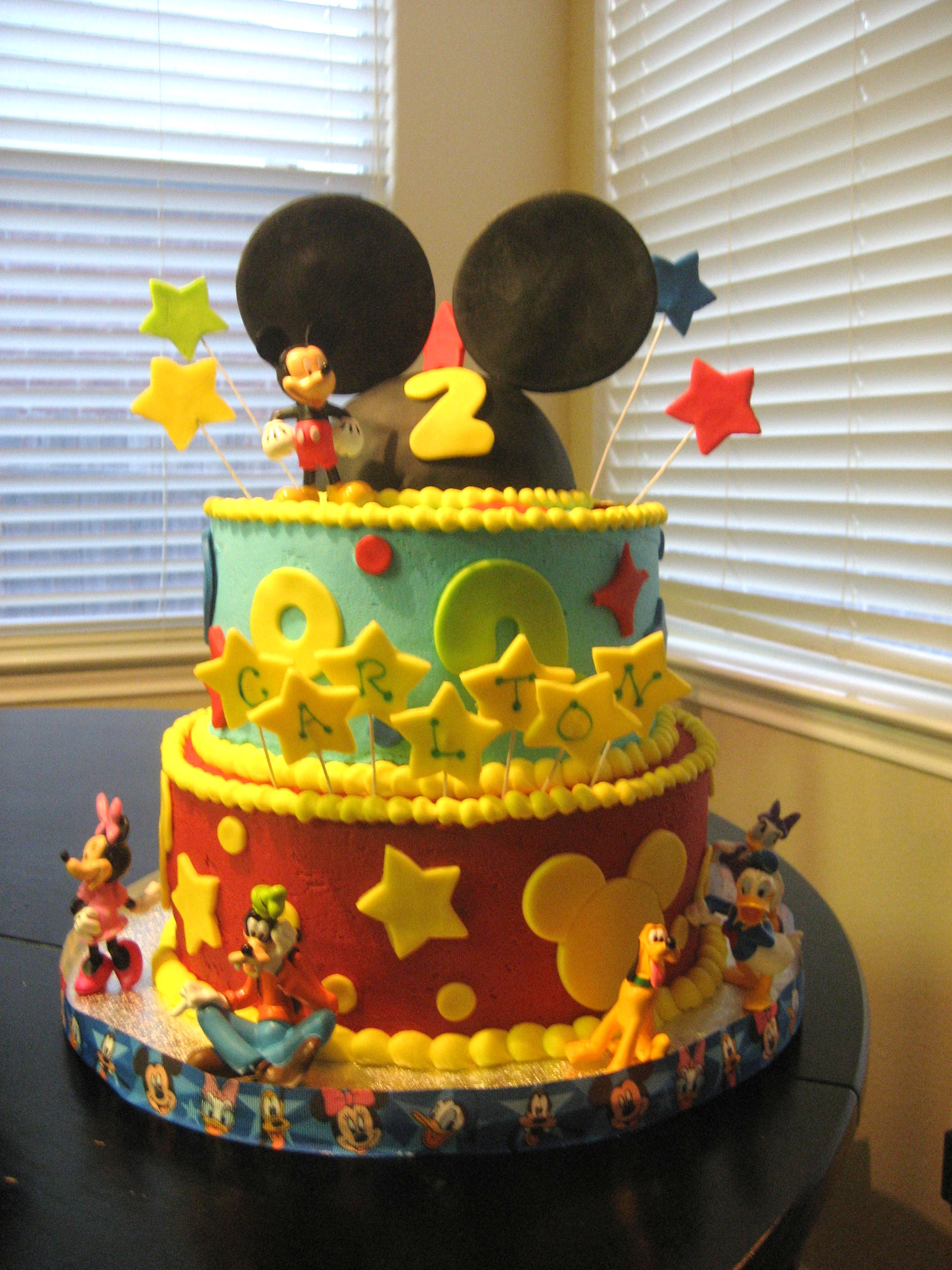 Mickey Mouse Clubhouse Cake