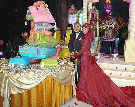 Middle Eastern Wedding Cake