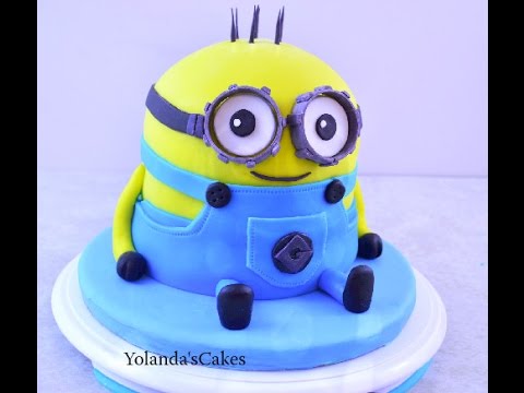 Minion Fondant Cake