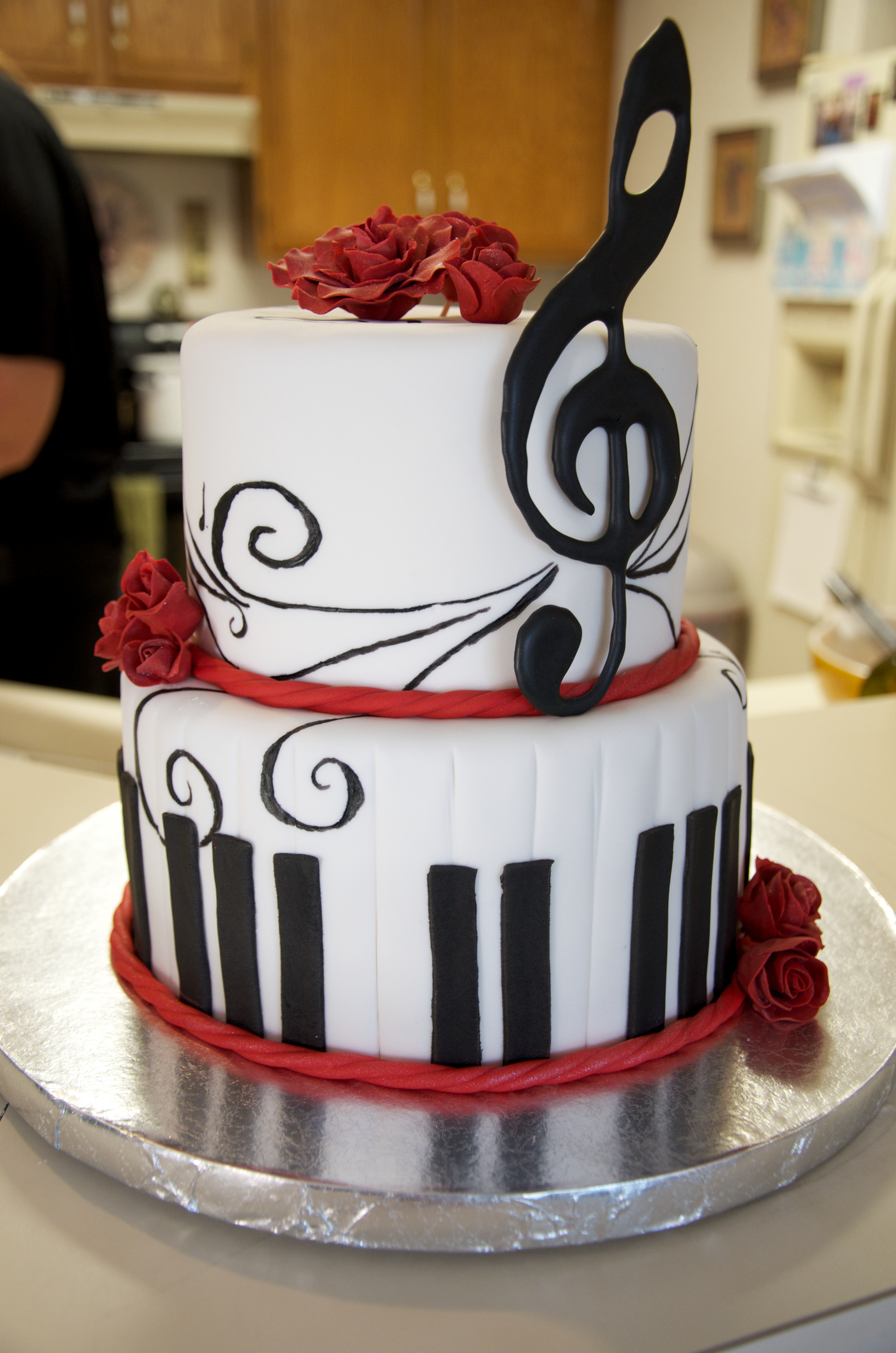 Music Note Birthday Cake