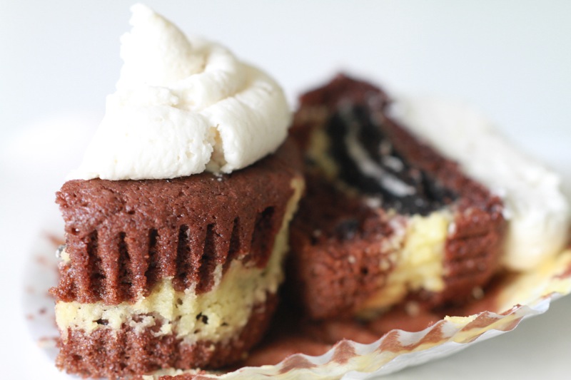 Oreo Cheesecake Cupcakes