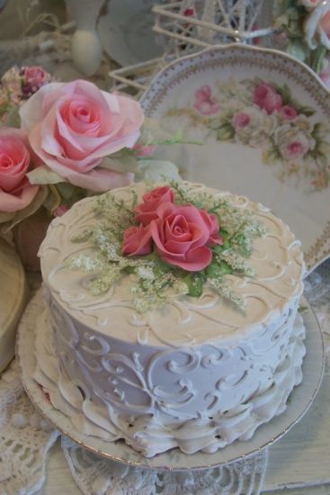 Pink Rose Decorated Cake