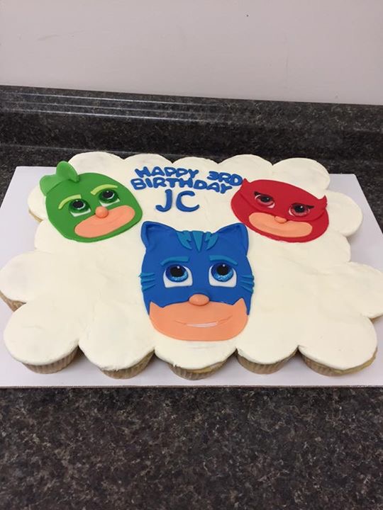 PJ Cupcake Birthday Cakes Mask