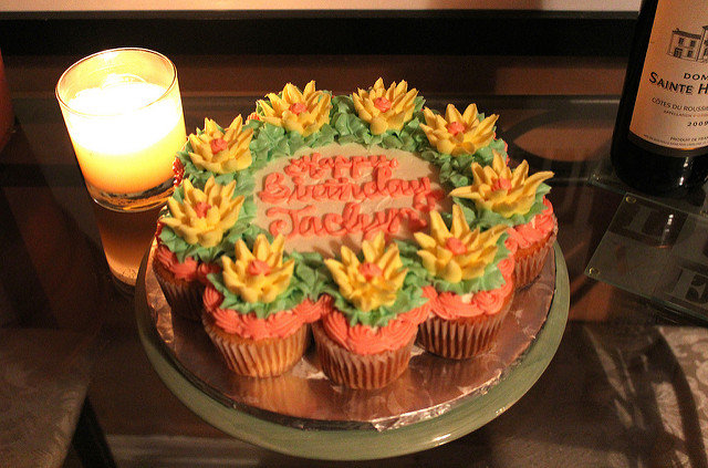 Pull Apart Cupcake Birthday Cake Designs