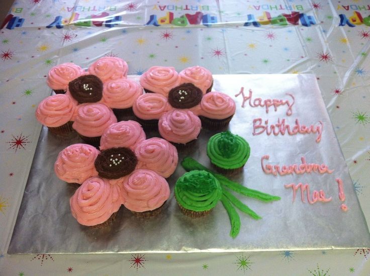 13 Photos of Out Of Pull Apart Cupcakes Birthday Cakes