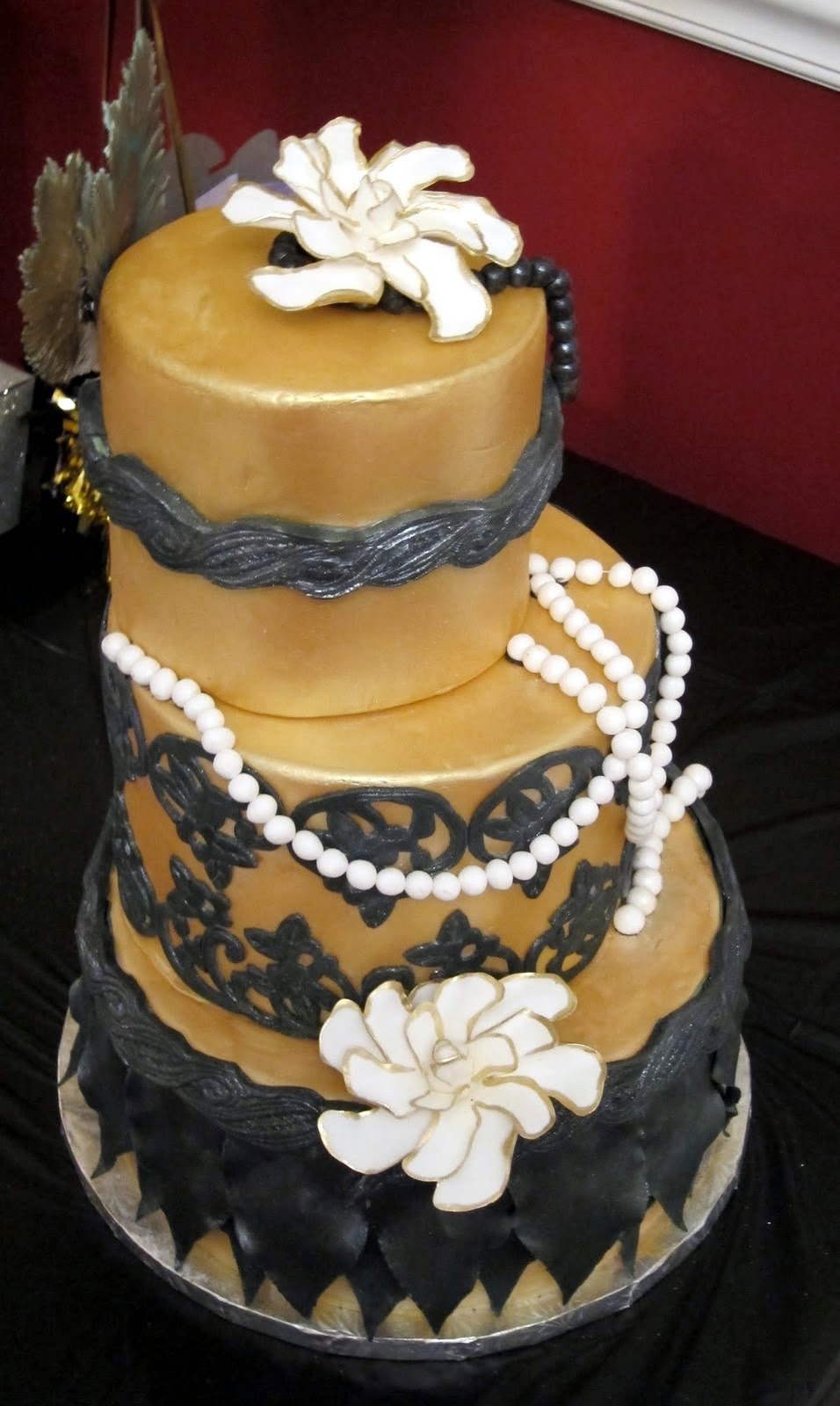 Roaring 20s Birthday Party Cake