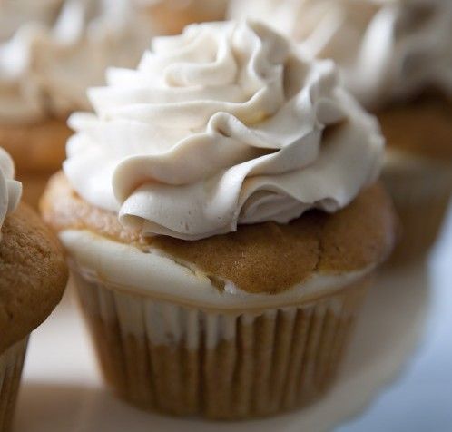 Stuffed Pumpkin Cupcakes