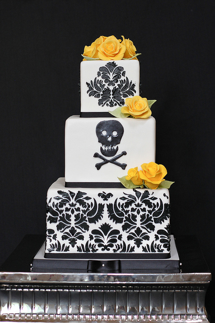 Wedding Cakes with Skulls