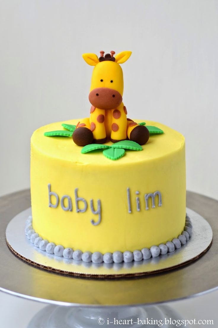 Baby Shower Giraffes Cake