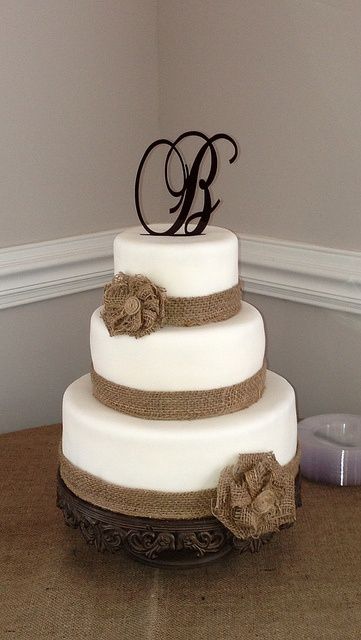 Burlap Wedding Cake