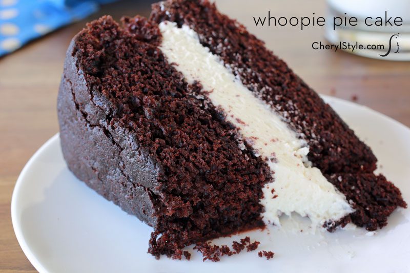 Cake with Marshmallow Filling Whoopie Pie