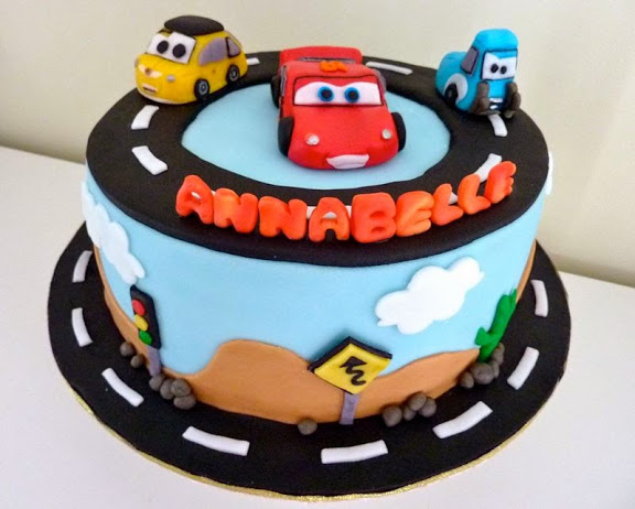 5 Photos of Cars Birthday Cakes That Look Like