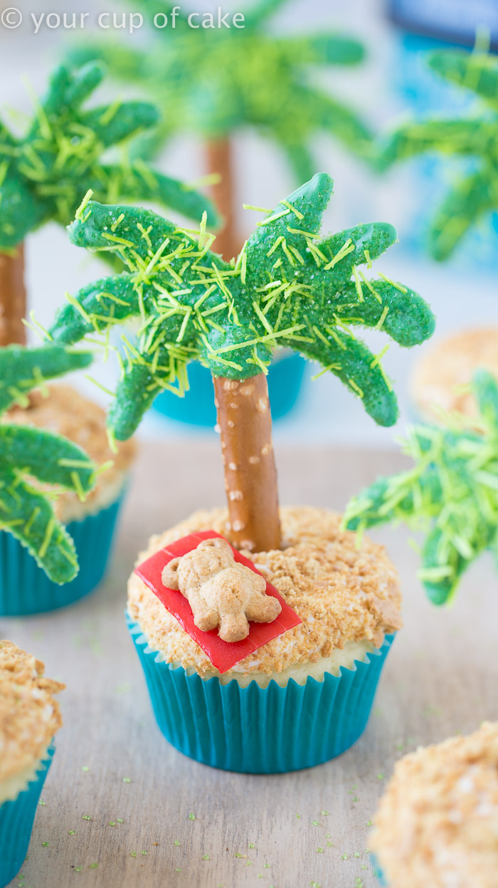 Christmas Palm Tree Cupcakes