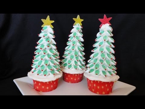 Christmas Tree Cupcakes