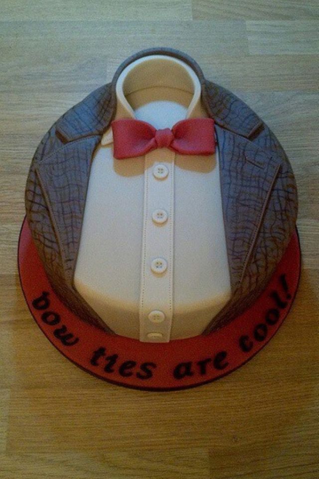 Doctor Who Bow Tie Cake