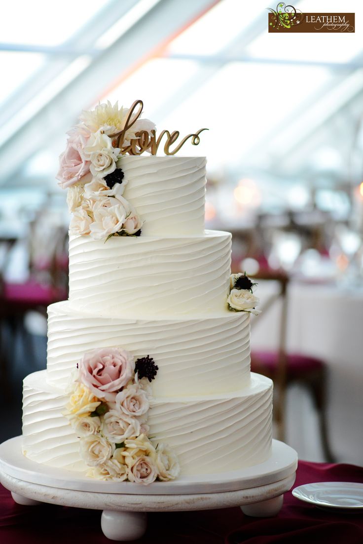 Elegant Buttercream Wedding Cake