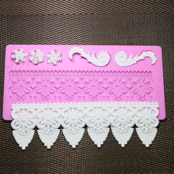 Flower Fondant Border Mold