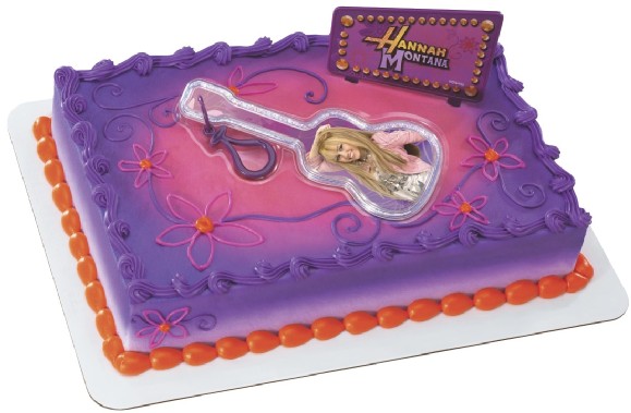 8 Photos of Hannah Montana 3D Cakes