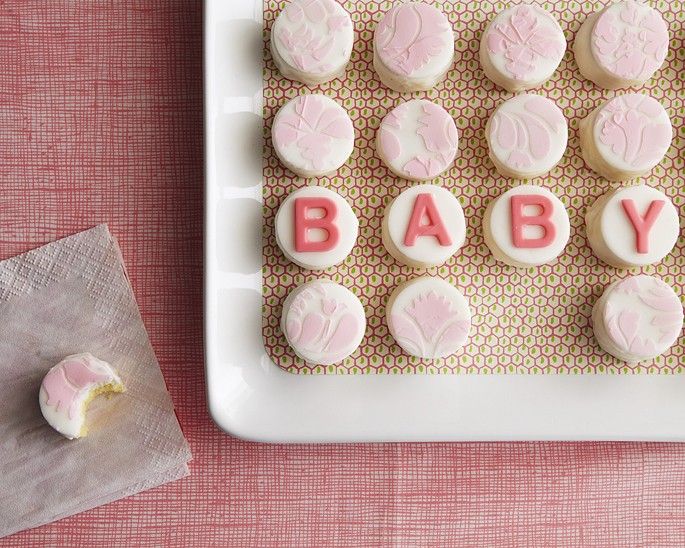 How to Make Petit Fours for Baby Shower