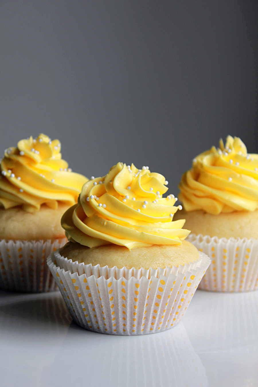 Lemon Cupcakes with Buttercream Frosting