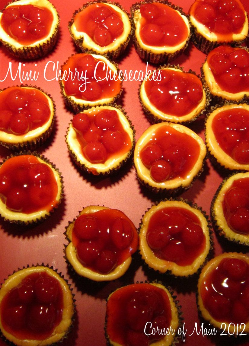 Mini Cheesecakes with Vanilla Wafers