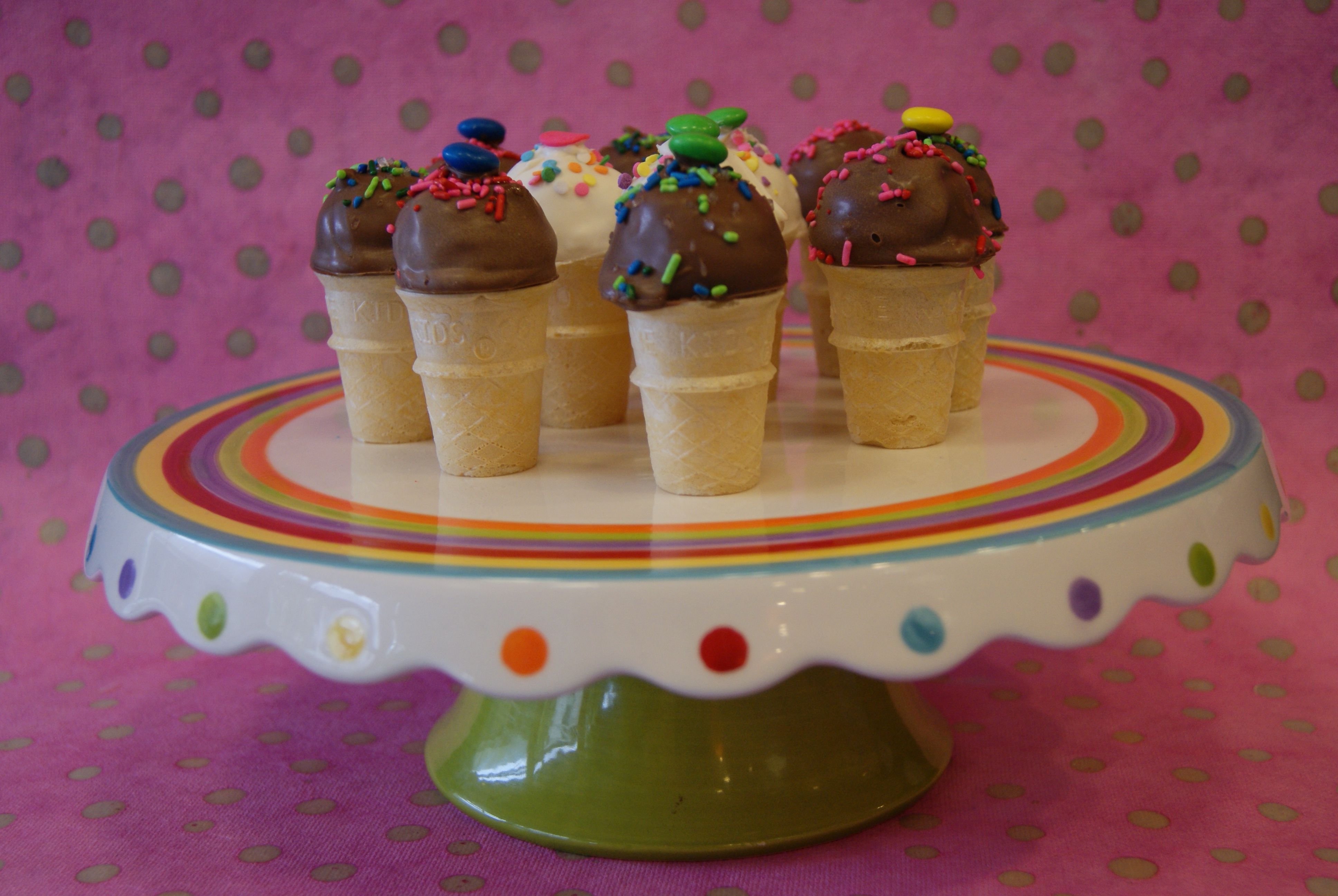 Mini Ice Cream Cone Cupcakes