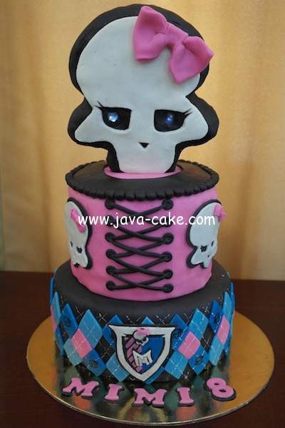 Monster High Cake