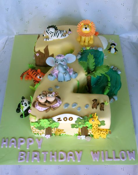 8 Photos of Flat Animal Themed Birthday Cakes