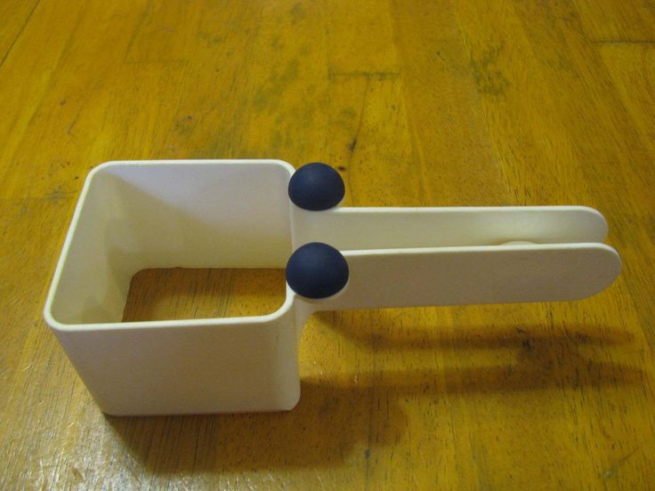 Tupperware Square Cake Cutter and Server