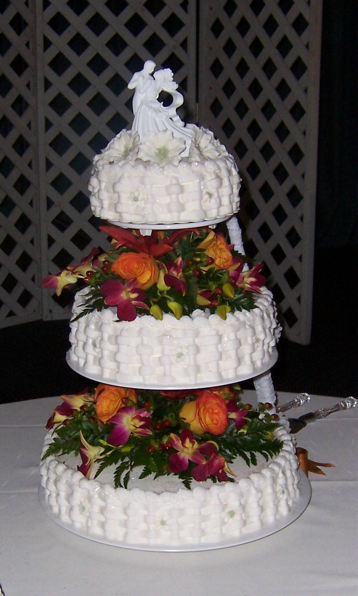 11 Photos of Pinterest Wedding Cakes Basketweave With Fruit