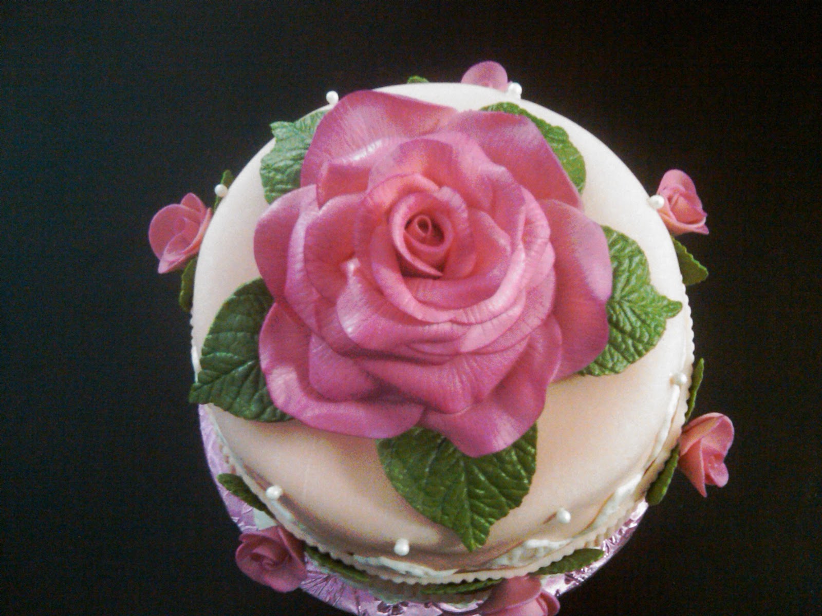 Birthday Cake with Roses