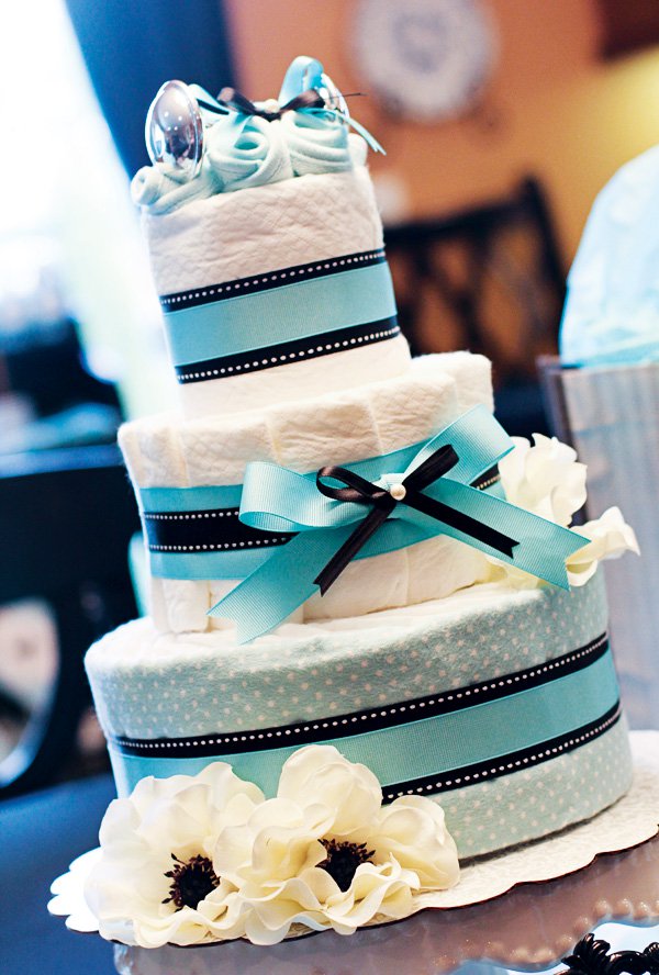 11 Photos of Breakfast At Tiffany's Baby Shower Cakes