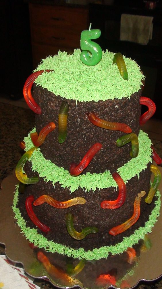 Dirt and Worms Cake