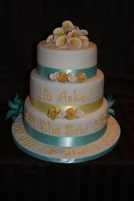 Engagement Cake Inscriptions