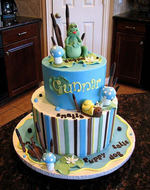 Frogs Snails and Puppy Dog Tails Cake