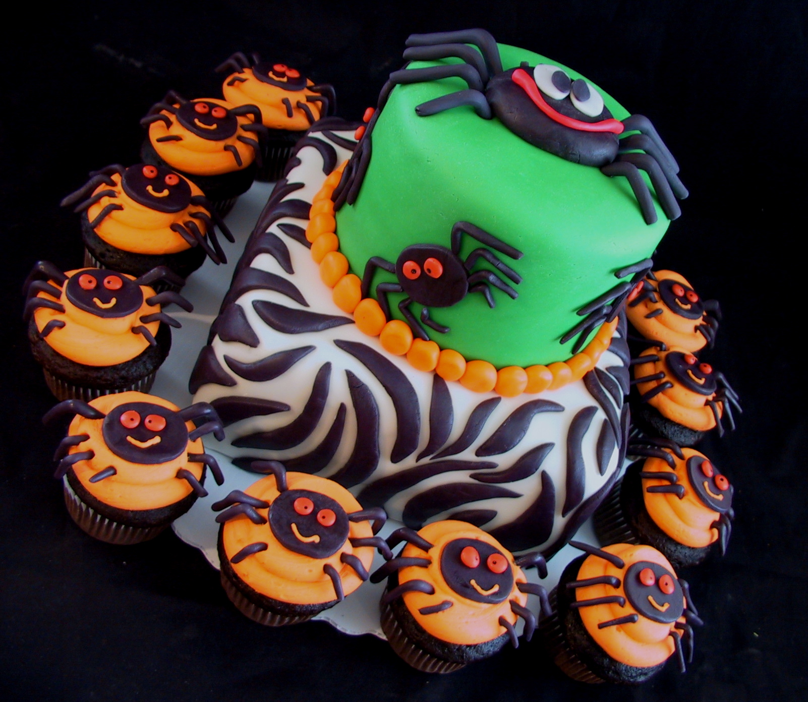 12 Photos of Spider Cakes Halloween Birthday