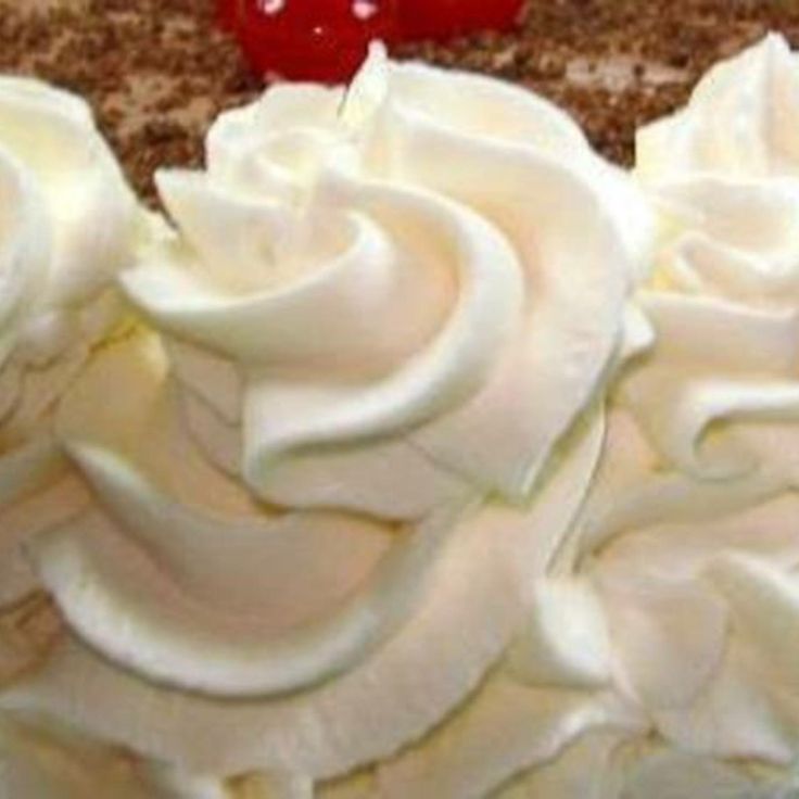 9 Photos of Easy Whipped Cream Frosting Cakes