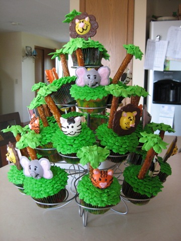 Jungle Animal Cupcakes Birthday Cake Ideas